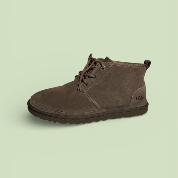 UGG Men's charcoal Suede Chukka Boots - Picture 3 of 6